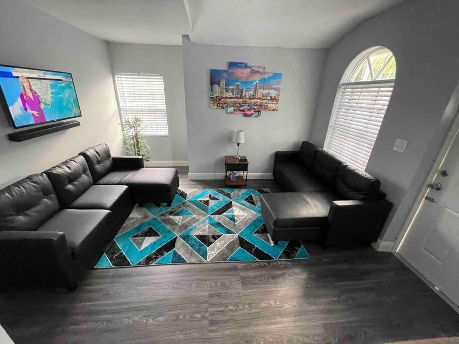 “La Casita” Beautiful Home In The Heart Of Miami ! Exterior photo